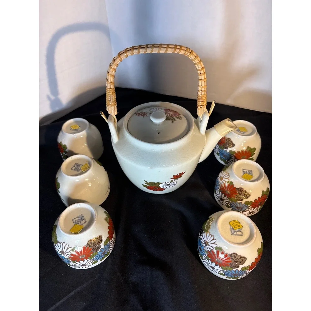 Vintage Asian Tea Set Teapot With Bamboo Handle‎ & 6 Cups Floral Design